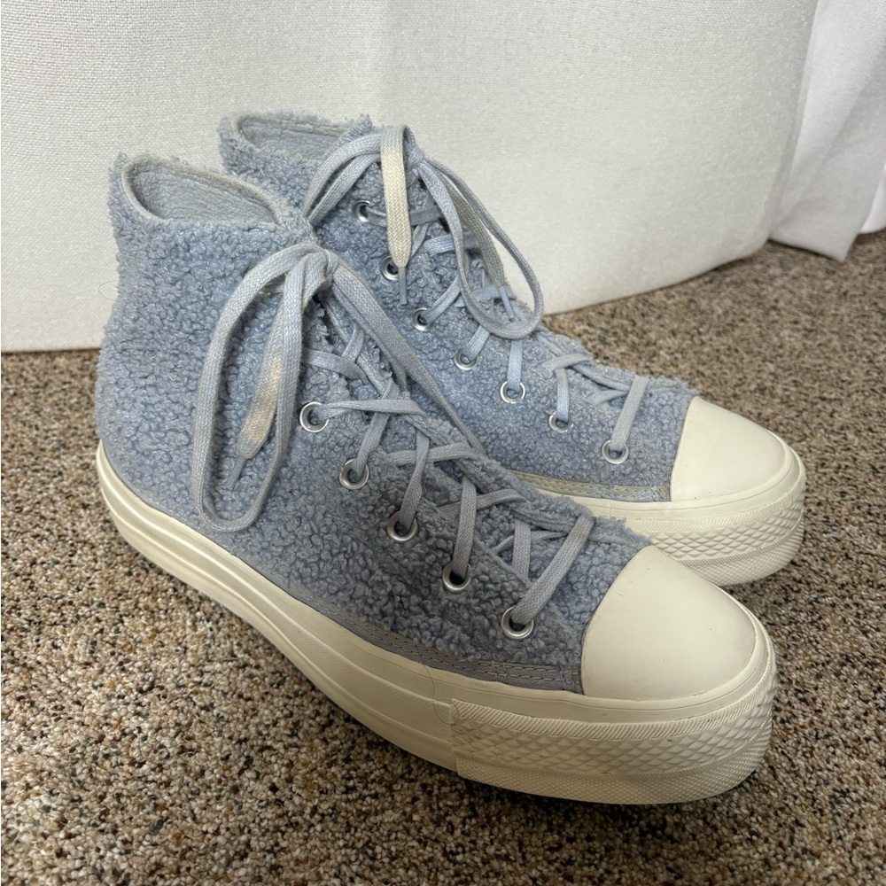 Converse Chuck Taylor All-Star Hi Lift ‘Cozy Club’ Trainer Fuzzy Sherpa Platform - Picture 2 of 10